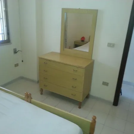 Apartment Bilocali Verdi A *